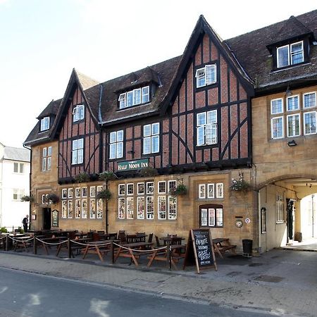 Half Moon, Sherborne By Marston'S Inns Eksteriør bilde
